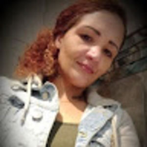 Meet your Posher, Casandra